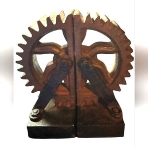 Industrial Gear Bookends Rustic Wheel Gear Bookends Solid Resin, Brown/ Black 7”
